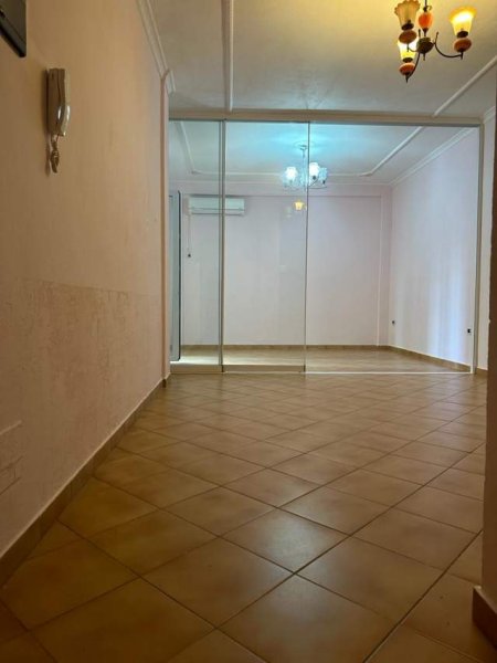 Tirane, jepet me qera apartament 2+1+BLK Kati 3, 90 m² 500 Euro (Kristali)