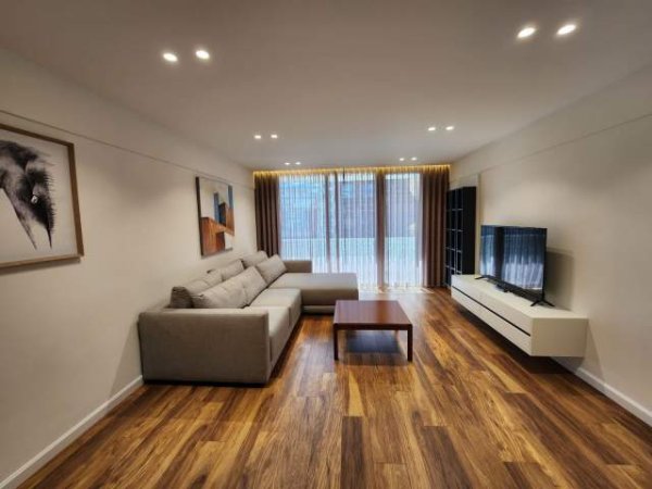 Tirane, jepet me qera apartament duplex 2+1_2 dhe post parkimi 120 m² 1.000 Euro (prane 15 kateshit)