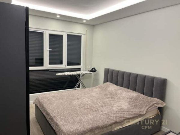 Tirane, jepet me qera apartament 2+1+BLK Kati 4, 84 m² 550 Euro (Tregu Elektrik)