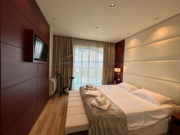 Tirane, jepet me qera apartament 2+1 Kati 19, 90 m² 1.300 Euro (Stadiumi Air Albania)
