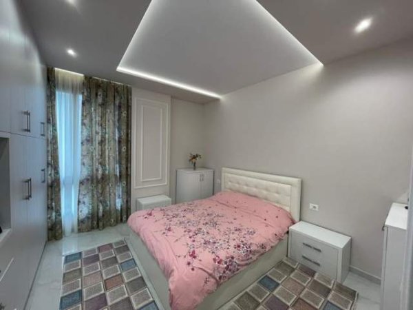 Tirane, shitet apartament 2+1+BLK Kati 3, 122 m² 230000 Euro (Rruga e Ambasadave)
