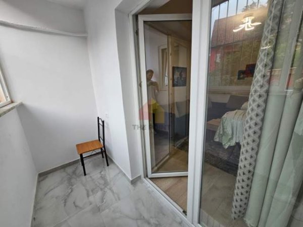 Tirane, shitet apartament 1+1+BLK Kati 1, 60 m² 120.000 Euro (Kisha Katolike)