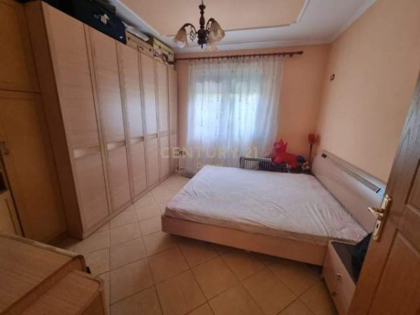 Tirane, shitet apartament 2+1 Kati 2, 73 m² 90.000 Euro (Kongresi i Manastirit)