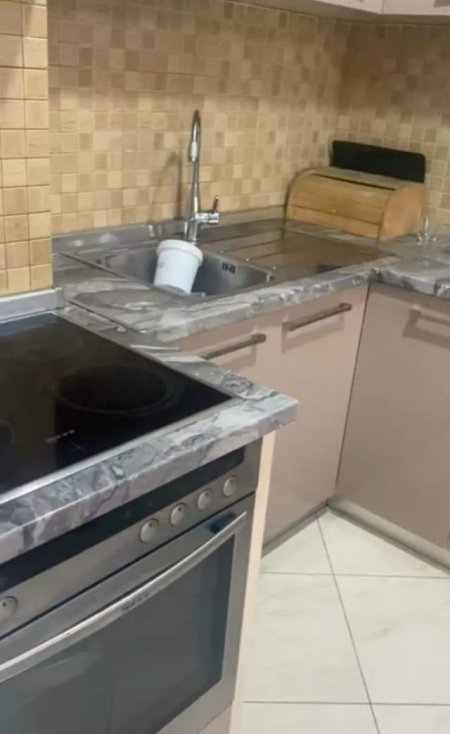 Shqiperi, jepet me qera apartament 1+1 Kati 3, 70 m² 350 Euro (Rruga Dritan Hoxha Tiranë,Shqipëria)