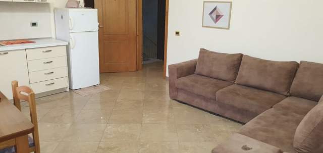 Tirane, jepet me qera apartament 1+1 Kati 5, 50 m² 420 Euro (Rruga Sami Frasheri)