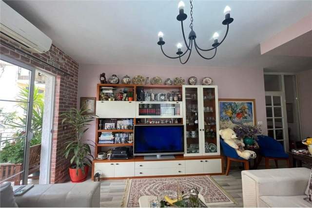 Tirane, shitet apartament 2+1+BLK Kati 3, 146 m² 146.000 Euro (Rruga Thesarit)