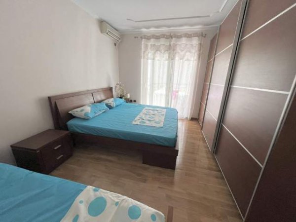 Tirane, jepet me qera apartament 1+1+BLK Kati 3, 55 m² 500 Euro (Andon Zako Cajupi)
