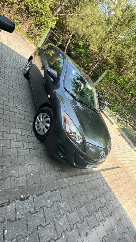 Tirane, shes makine Nafte, gri e erret manuale Klima 208 km 4.500 €
