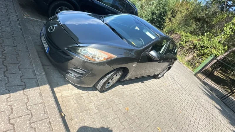 Tirane, shes makine Nafte, gri e erret manuale Klima 208 km 4.500 €