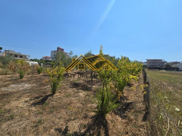 Durres, shitet toke , 1.283 m² 128.300 € (SHKALLNUR)