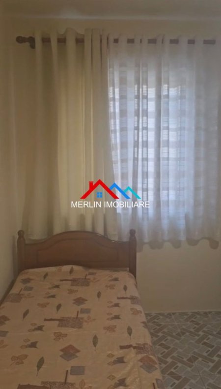 Tirane, jepet me qera apartament 3+1+Ballkon Kati 4, 90 m² 550 € (BULEVARDI ZOGU I PARE)