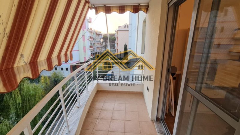 Durres, shitet apartament 2+1 Kati 3, 87 m² 106.000 € (golem)