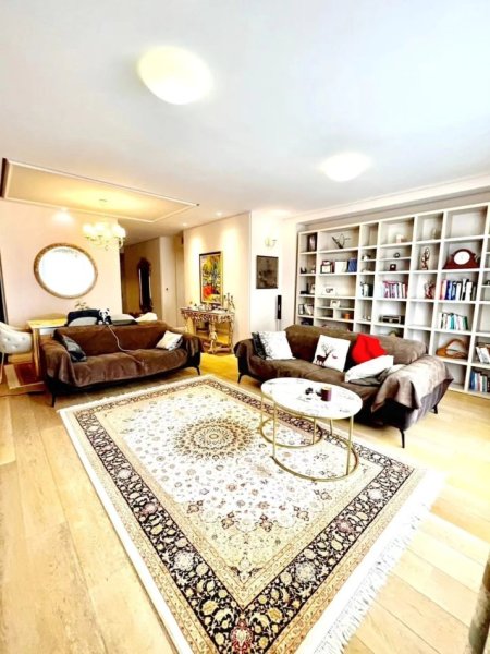 Tirane, shitet apartament 3+1 , 160 m² (air albania)