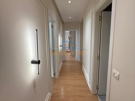 Shitet, Apartament 2+1+2,Unaza e Re, Tirane. AREA59377