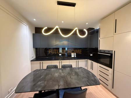 Shitet, Apartament 2+1+2,Unaza e Re, Tirane. AREA59377