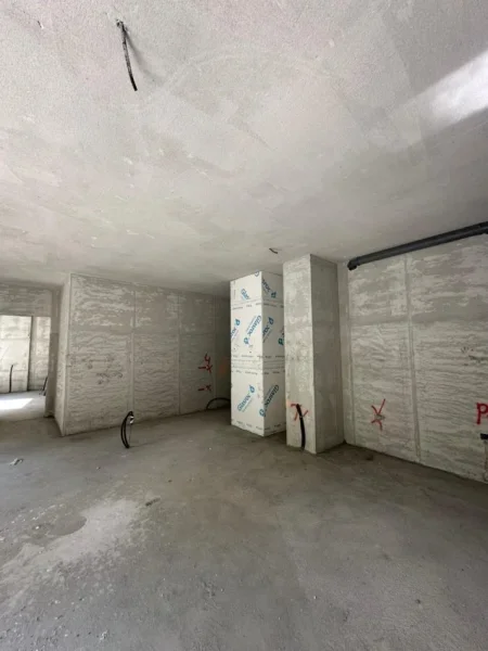 Tirane, shitet apartament 2+1+Ballkon Kati 4, 143 m² 560.000 € (Rruga Elbasanit)