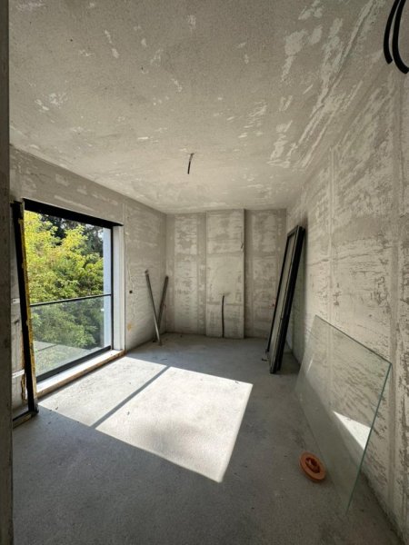 Tirane, shitet apartament 2+1+Ballkon Kati 4, 143 m² 560.000 € (Rruga Elbasanit)