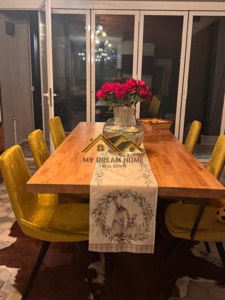 Durres, shitet apartament 2+1 , 205 m² 420.000 € (gjykata)