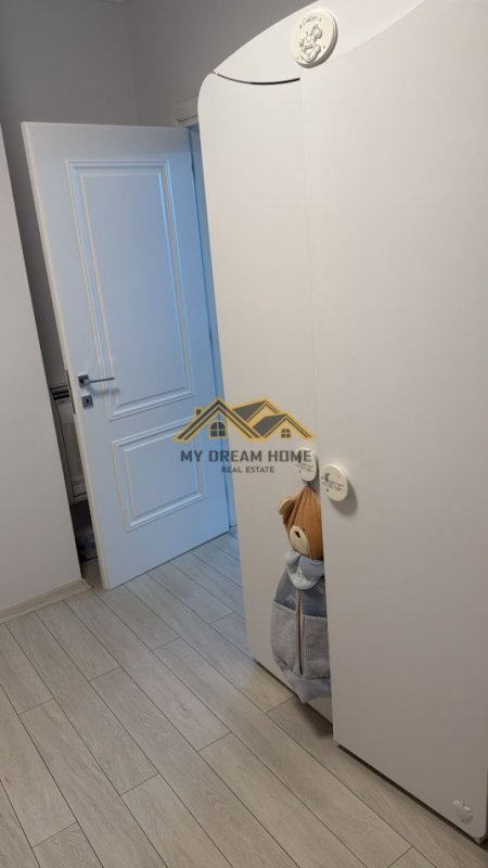 Durres, shitet apartament 2+1 , 205 m² 420.000 € (gjykata)