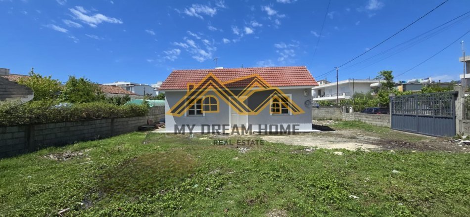 Durres, shitet shtepi 2+1 Kati 1, 344 m² 78.000 €