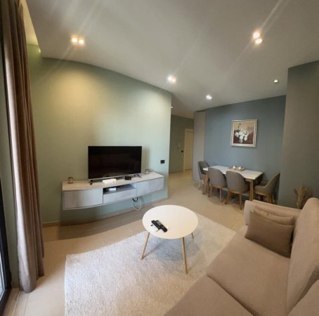 Tirane, jepet me qera 1+1+Ballkon , 61 m² 1.200 € (Qender)