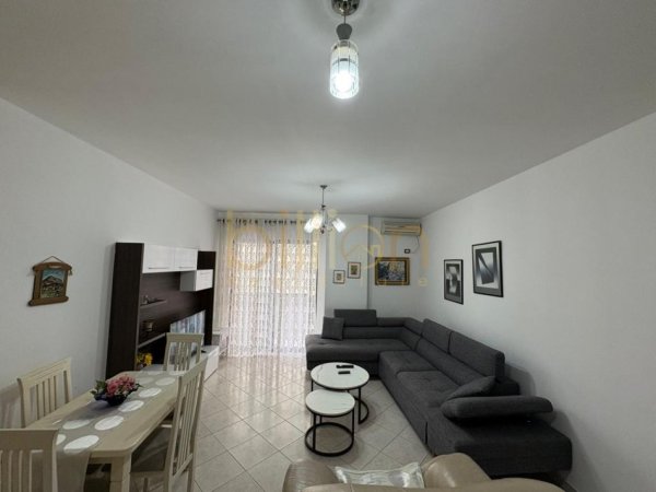 jepet me qera 2+1+Ballkon , 85 m² 500 € (Astir)