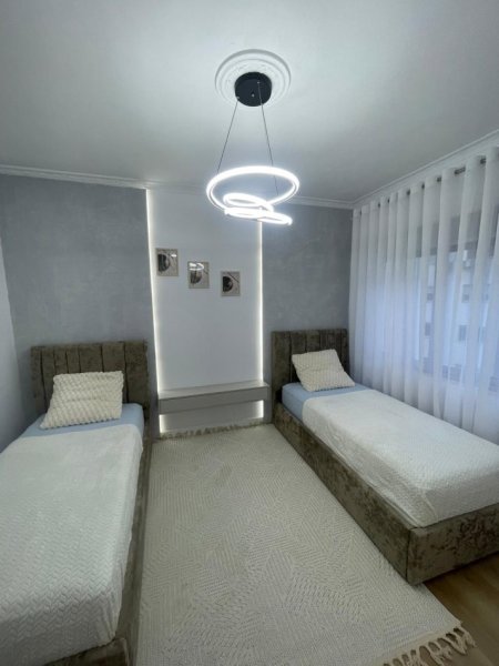 Tirane, shitet apartament 2+1+Ballkon Kati 5, 101 m² 173.000 € (Astir)