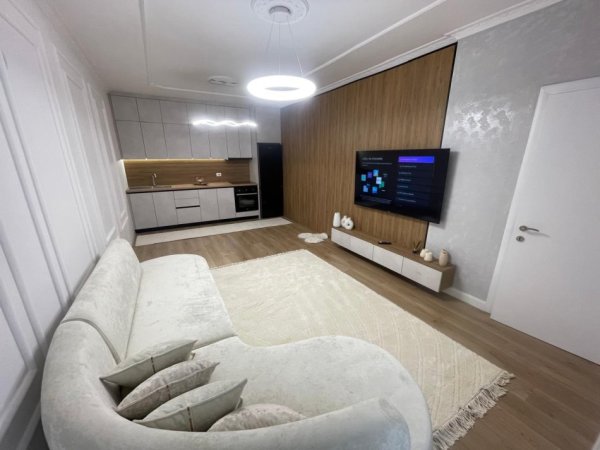 Tirane, shitet apartament 2+1+Ballkon Kati 5, 101 m² 173.000 € (Astir)