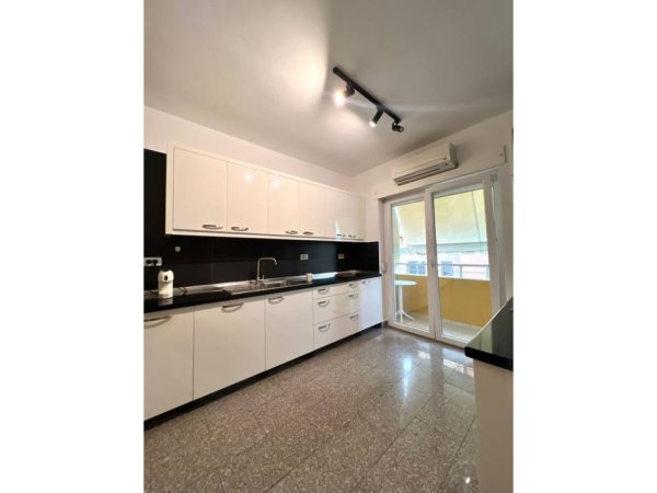 Tirane, shitet apartament 3+1+Aneks+Ballkon Kati 1, 260 m² 650.000 € (Rezidenca “Touch of Sun”)