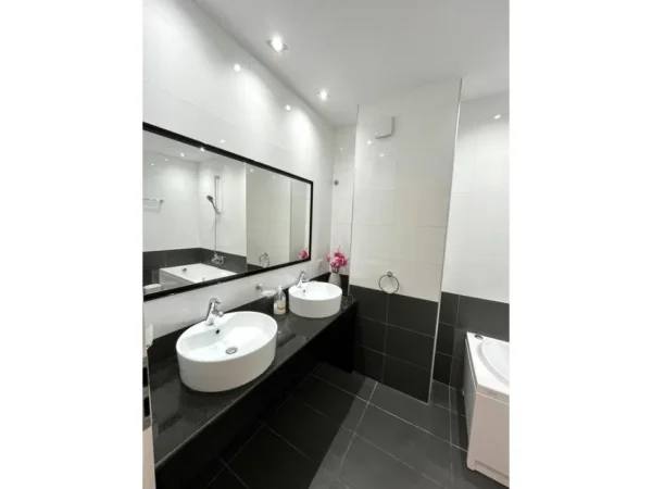 Tirane, shitet apartament 3+1+Aneks+Ballkon Kati 1, 260 m² 650.000 € (Rezidenca “Touch of Sun”)