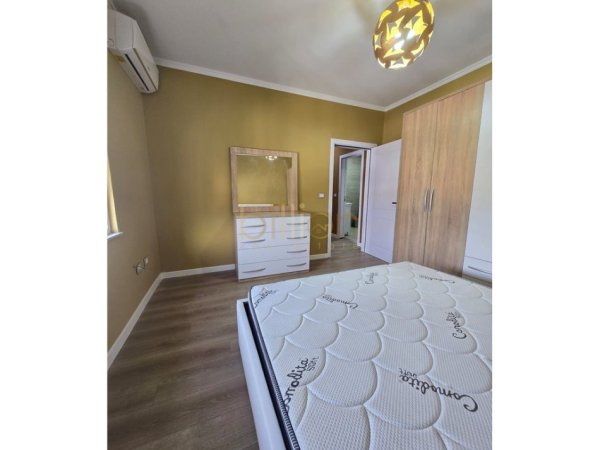 jap me qera 2+1 , 110 m² 700 € (Komuna e Parisit)