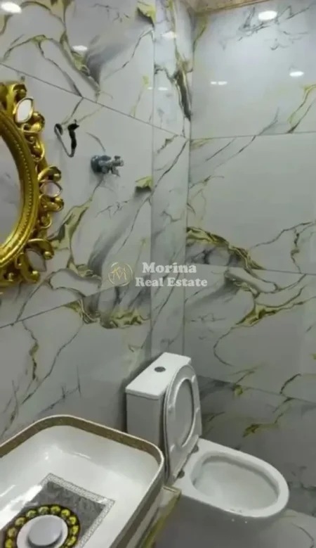 Tirane, shitet ambjent biznesi , 34 m² 317.000 € (Rruga Muhamet Gjollesha)