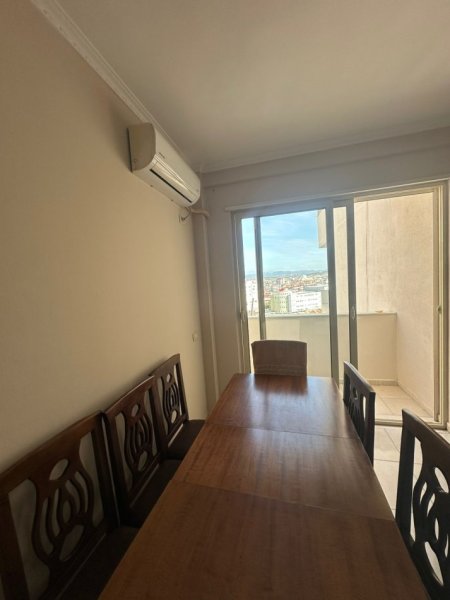 !!Dhënë!!Durres, jepet me qera apartament 2+1+Ballkon Kati 10, 110 m² 350 € (Ish Urt)
