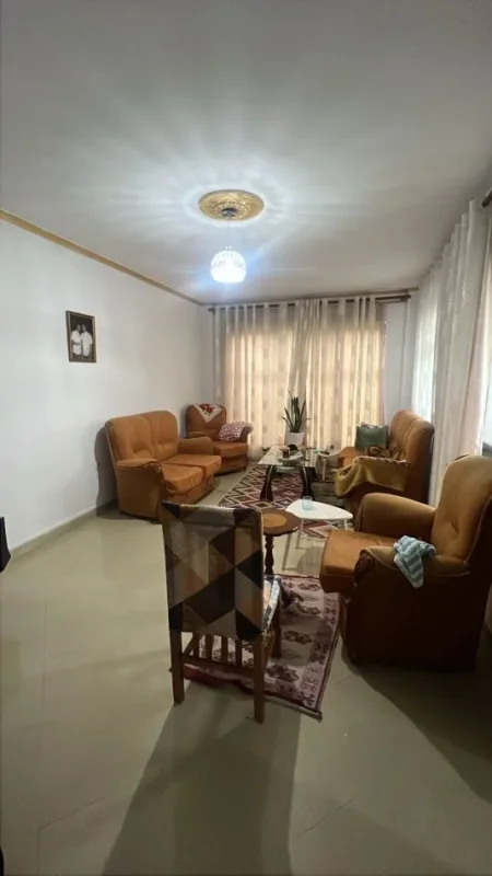 Tirane, shitet apartament 2+1 Kati 2, 95 m² 115.000 € (Casa Italia)