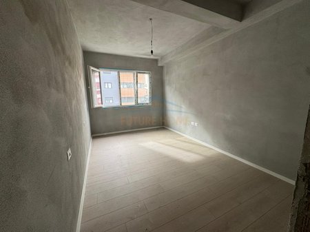 Tirane, shitet apartament 2+1 Kati 5, 125 m² 208.000 € 