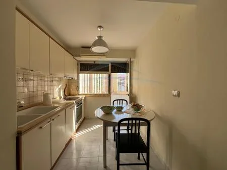 Tirane, jepet me qera apartament 2+1 Kati 3, 114 m² 650 € 