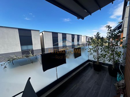 Tirane, jepet me qera apartament 3+1 Kati 2, 129 m² 3.200 € 