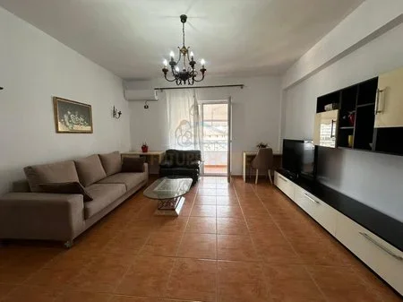 Tirane, jepet me qera apartament 1+1 Kati 6, 85 m² 550 € 