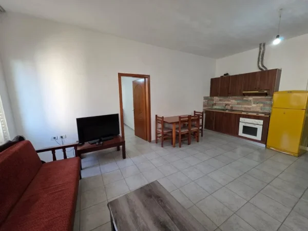 Tirane, JEPET ME QIRA apartament 1+1 Kati 2, 80 m² (Vilat Gjermane)