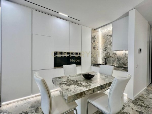 Tirane, jepet me qera apartament 1+1 Kati 3, 77 m² 1.200 € (Liqeni Thate)