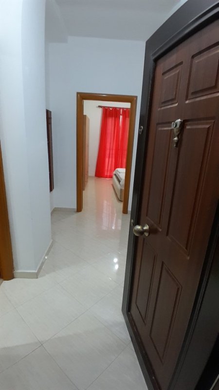 Tirane, jap me qera apartament 2+1+Aneks+Ballkon Kati 2, 76 m² 400 € (Rr. Thesarit te SPAR)