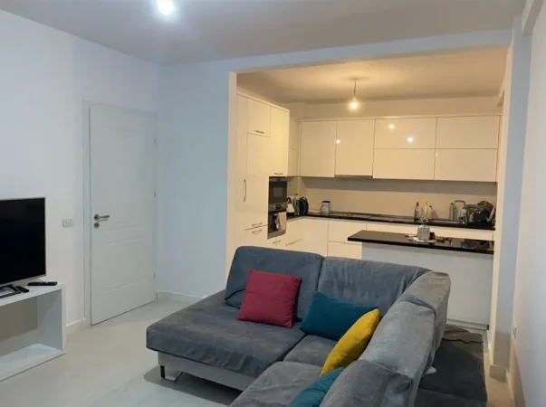 Tirane, shitet apartament 2+1 Kati 8, 97 m² 145.000 € (rruga loni ligori)