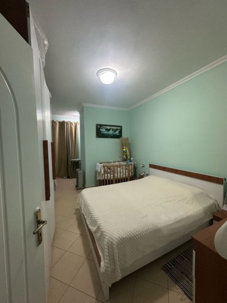 Tirane, jepet me qera apartament 1+1 Kati 5, 60 m² (Pran Bar 2 Palmat,Astir)