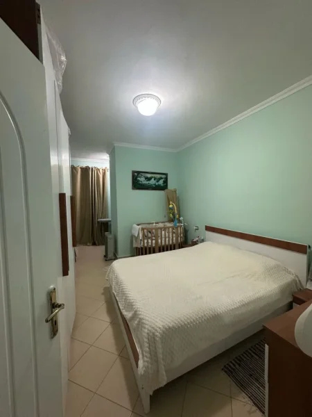 Tirane, jepet me qera apartament 1+1 Kati 5, 60 m² (Pran Bar 2 Palmat,Astir)