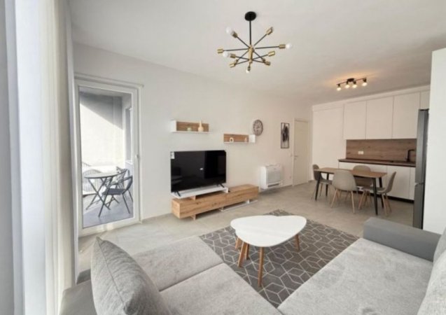 Univers City, jepet me qera apartament 2+1 Kati 1, 84 m² 650 € (Rruga Bylis)