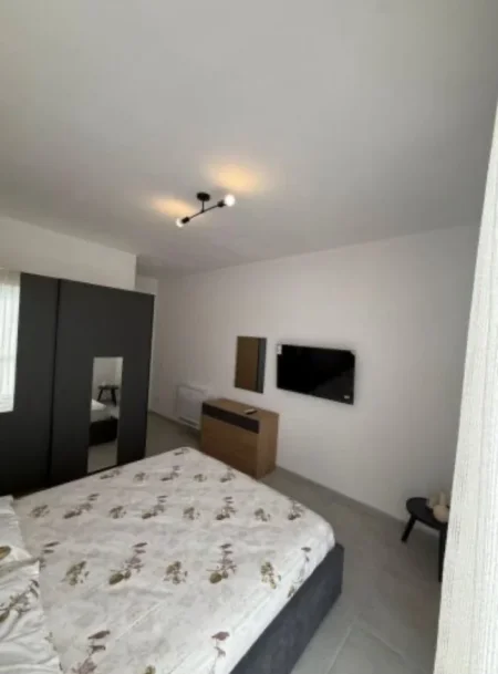 Univers City, jepet me qera apartament 2+1 Kati 1, 84 m² 650 € (Rruga Bylis)