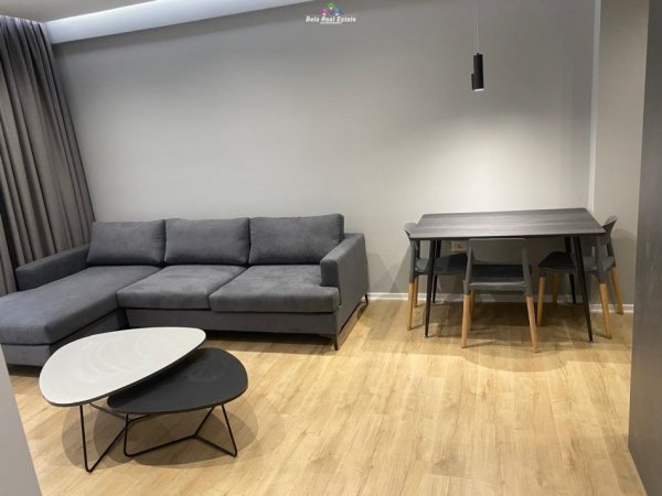 Tirane, jepet me qera apartament 1+1+Ballkon Kati 2, 70 m² 600 € (don bosko)