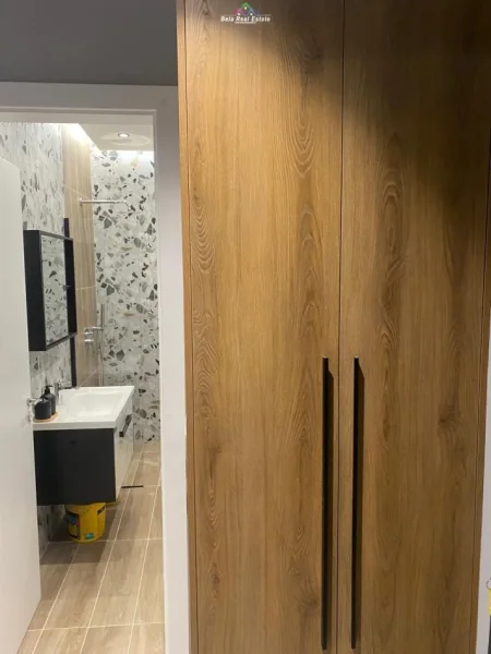 Tirane, jepet me qera apartament 1+1+Ballkon Kati 2, 70 m² 600 € (don bosko)