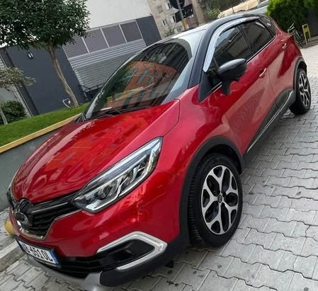 Tirane, shes Renault Captur qm3 viti 2018, full option, automat, navi, 11500 €