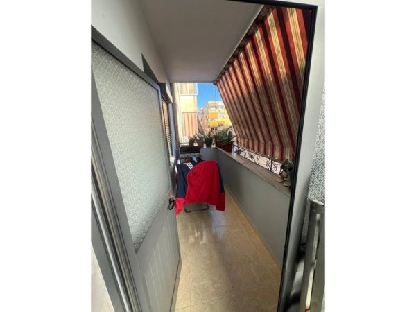 Tirane, jepet me qera apartament 2+1 Kati 2, 94 m² 600 € (Vasil Shanto)